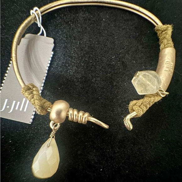 J Jill Antique gold colored Hook Closure Bracelet - Picture 9 of 10